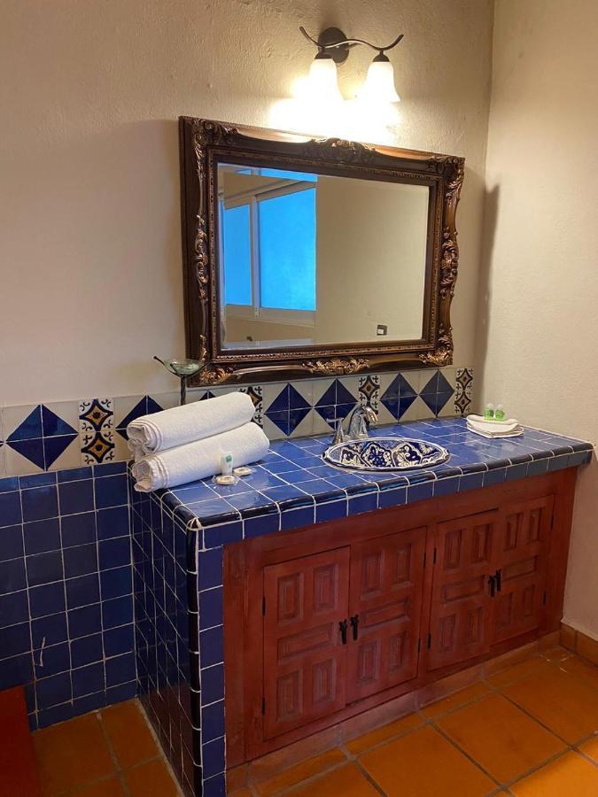 Hotel Casa Maria Emilia Cuernavaca Zewnętrze zdjęcie