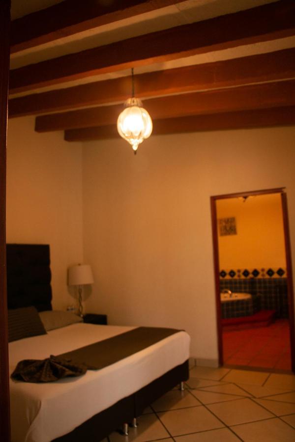 Hotel Casa Maria Emilia Cuernavaca Zewnętrze zdjęcie