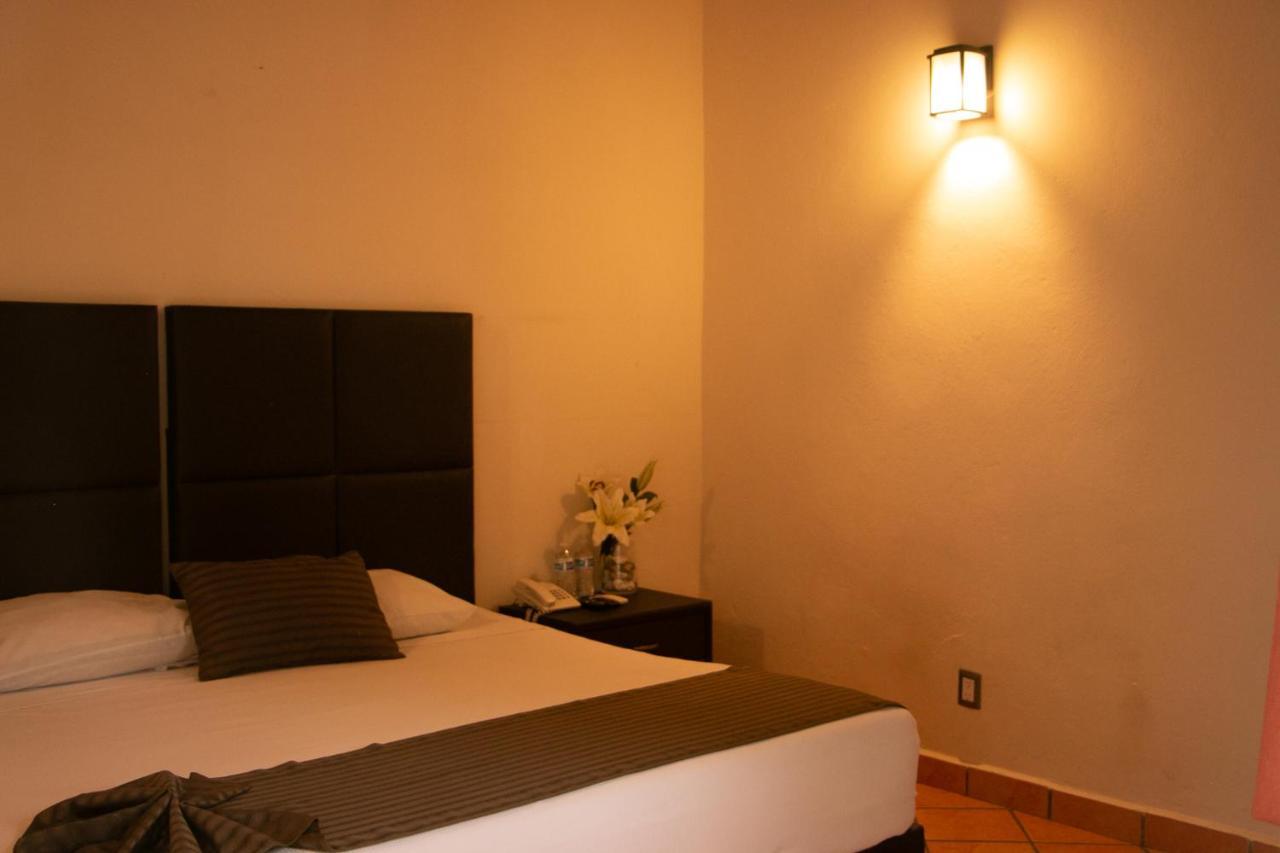 Hotel Casa Maria Emilia Cuernavaca Zewnętrze zdjęcie