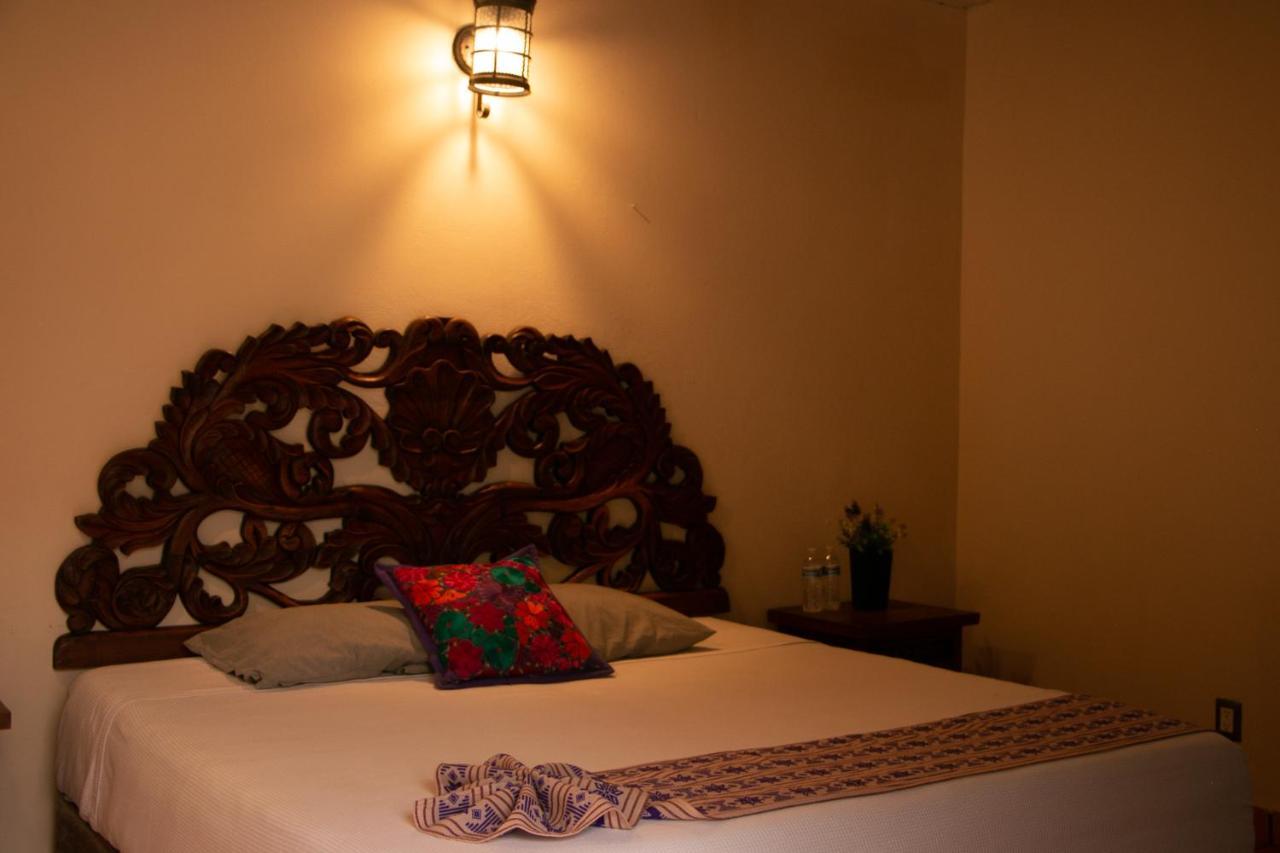 Hotel Casa Maria Emilia Cuernavaca Zewnętrze zdjęcie